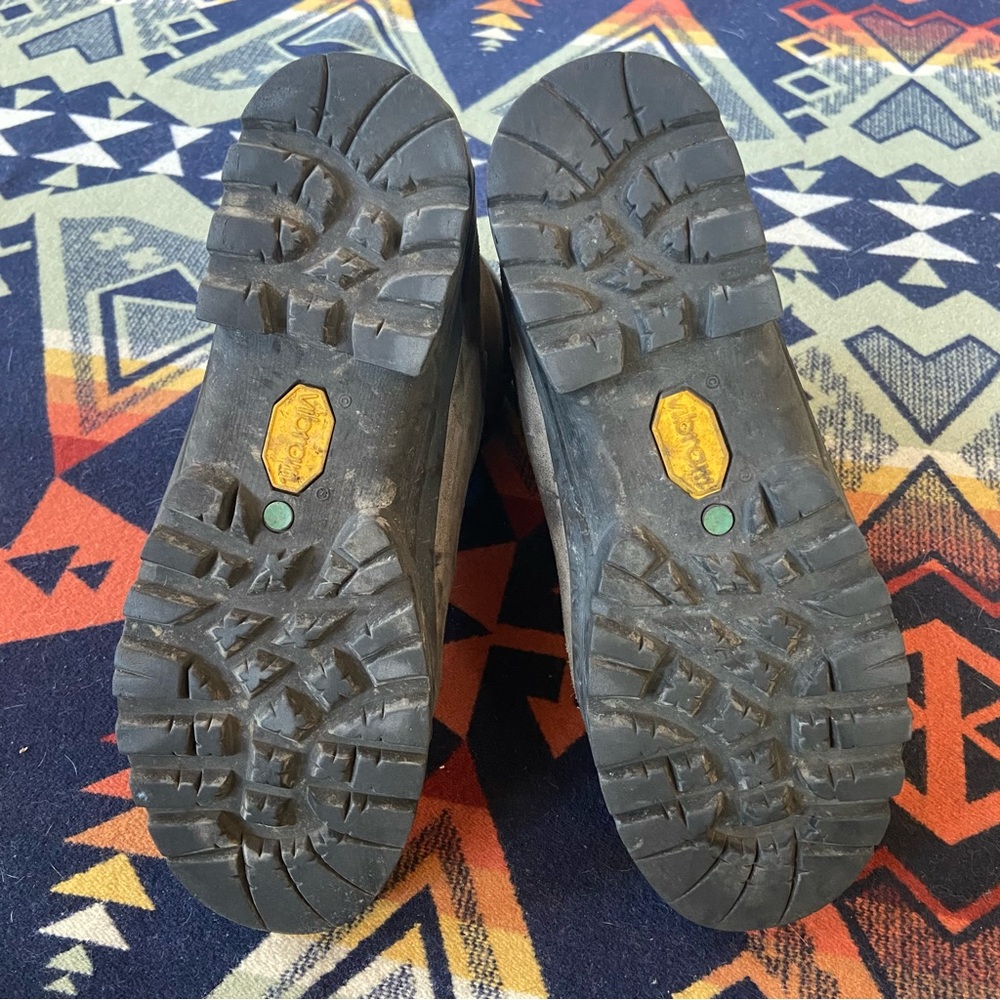 Fire Boots - image 5